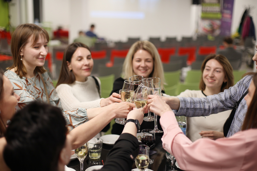 Атмосфера на конференции Рейтинг Байнета 2023